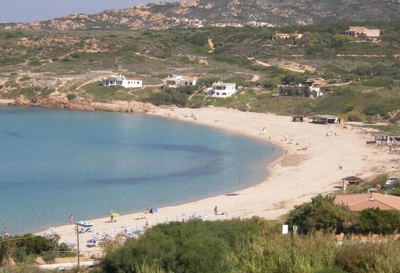 レジデンス Isola Rossa Appartamenti Paduledda