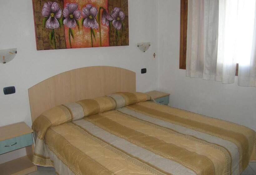 レジデンス Isola Rossa Appartamenti Paduledda