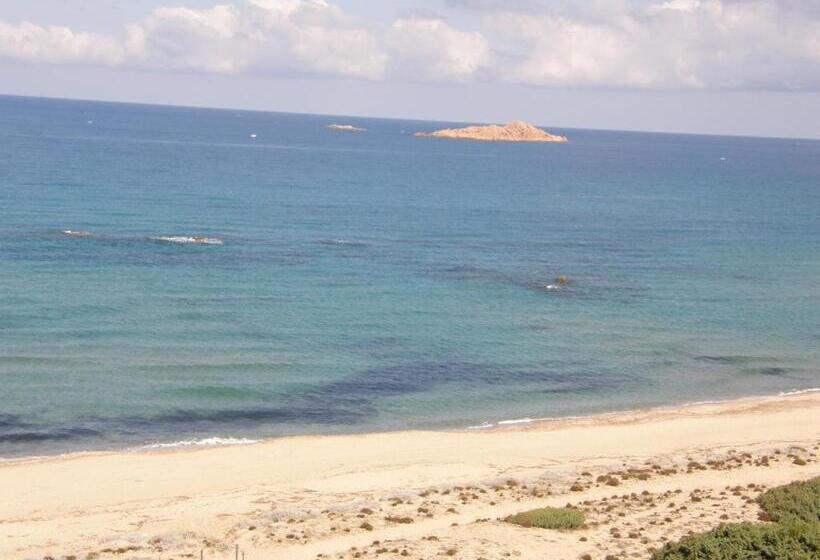 レジデンス Isola Rossa Appartamenti Paduledda