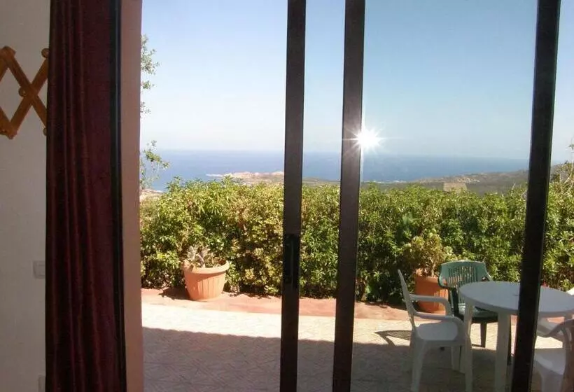 Residenssi Isola Rossa Appartamenti Paduledda