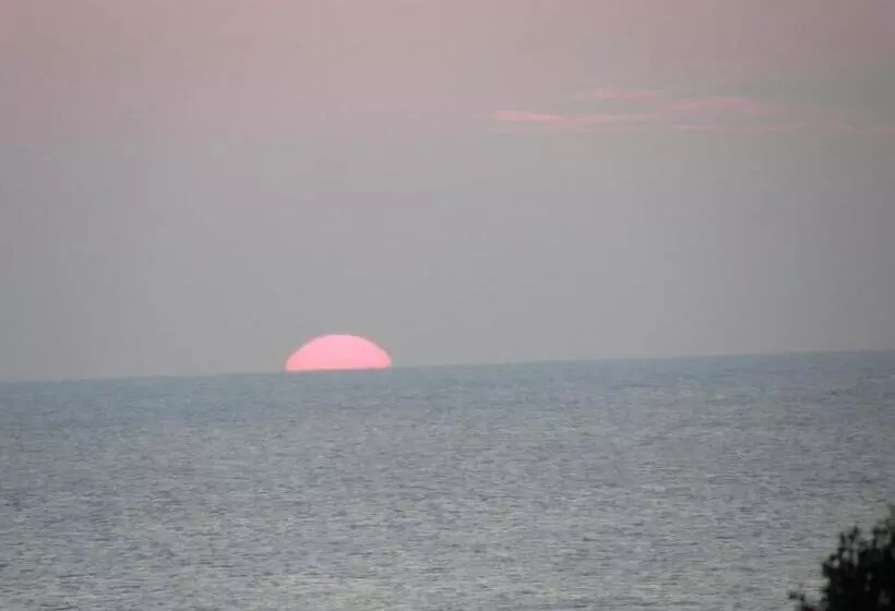 Residenssi Isola Rossa Appartamenti Paduledda
