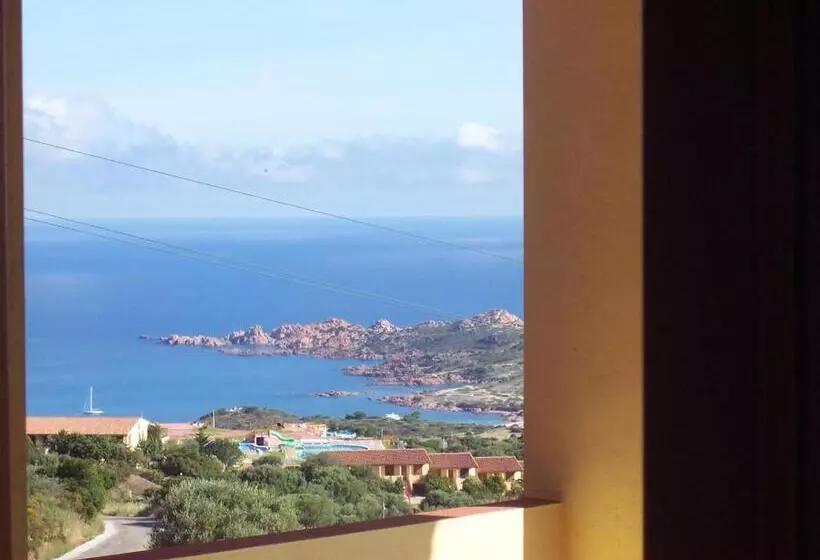 Residenssi Isola Rossa Appartamenti Paduledda