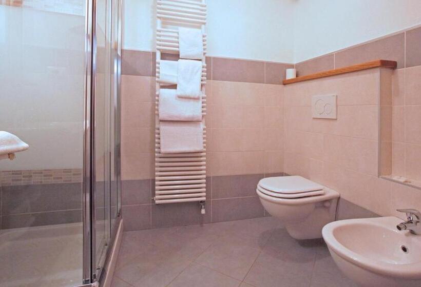 レジデンス La Placette   Albergo Diffuso E Trattoria