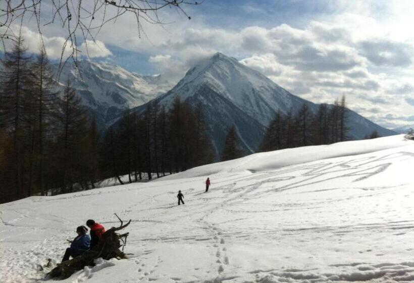 レジデンス La Placette   Albergo Diffuso E Trattoria