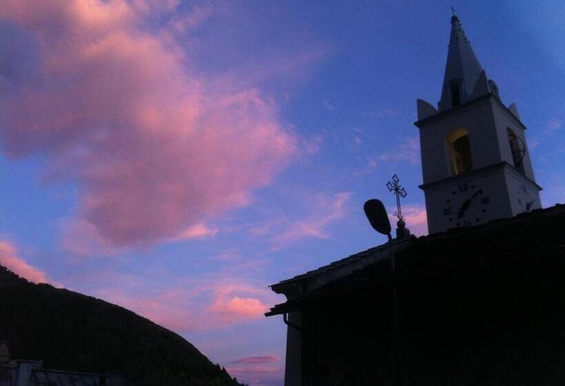 レジデンス La Placette   Albergo Diffuso E Trattoria
