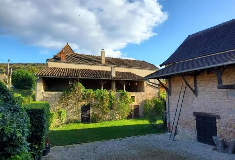 Aamiaismajoitus (B&B) La Parenthèse à Etrigny