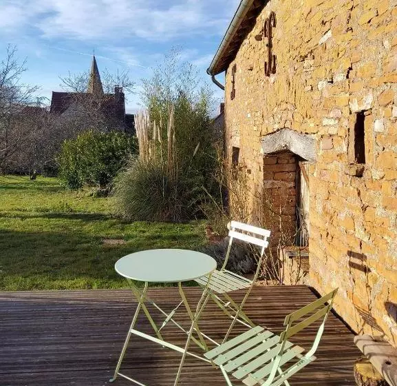 Aamiaismajoitus (B&B) La Parenthèse à Etrigny