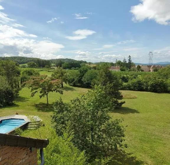 Aamiaismajoitus (B&B) La Parenthèse à Etrigny