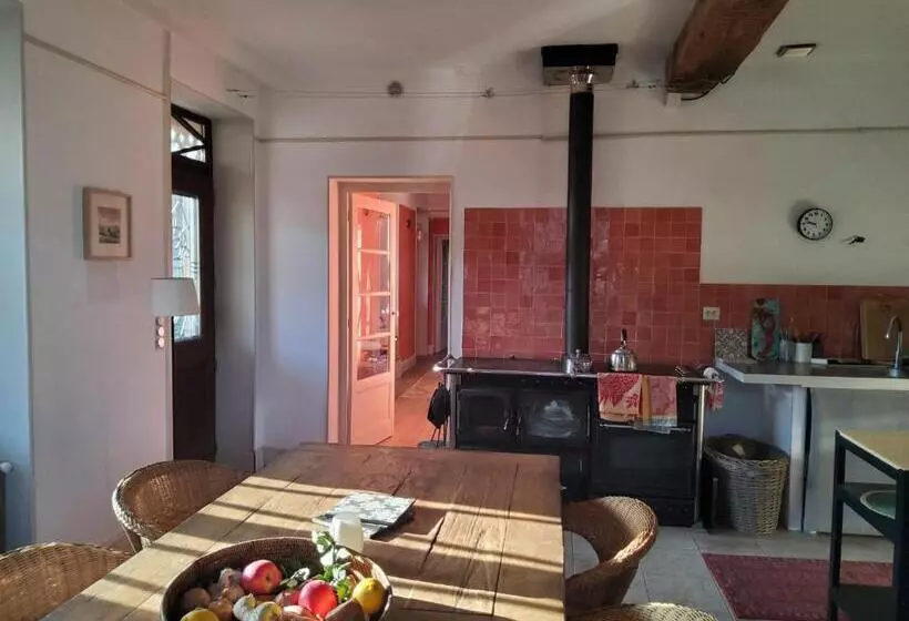 Aamiaismajoitus (B&B) La Parenthèse à Etrigny