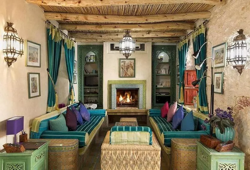 تختخواب و صبحانه Riad Des 1001 Fleurs