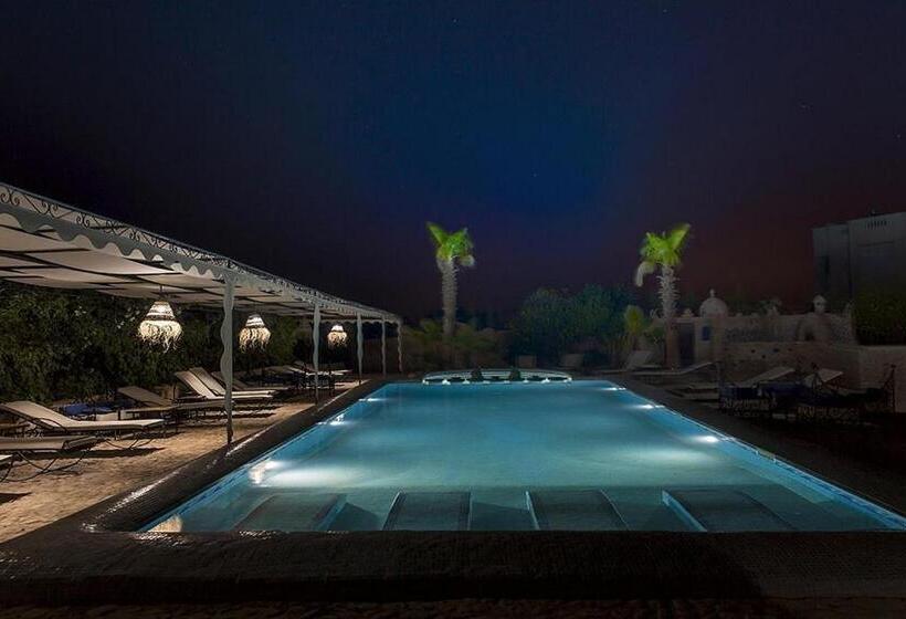 민박 Riad Des 1001 Fleurs