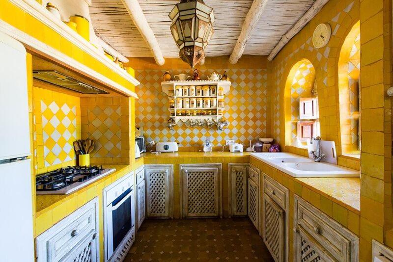 민박 Riad Des 1001 Fleurs