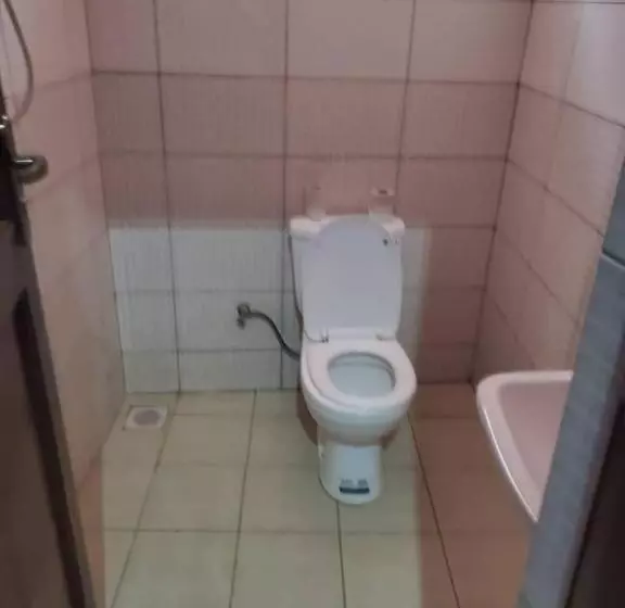 تختخواب و صبحانه Suzie Hotel Uganda Old Kampala