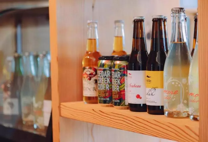 ホテル Cider Barn &more