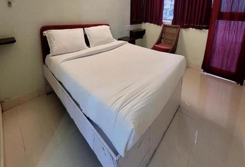 Hotel Fabexpress a S palace