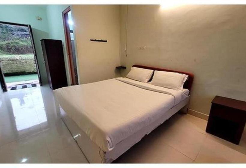 Hotel Fabexpress a S palace