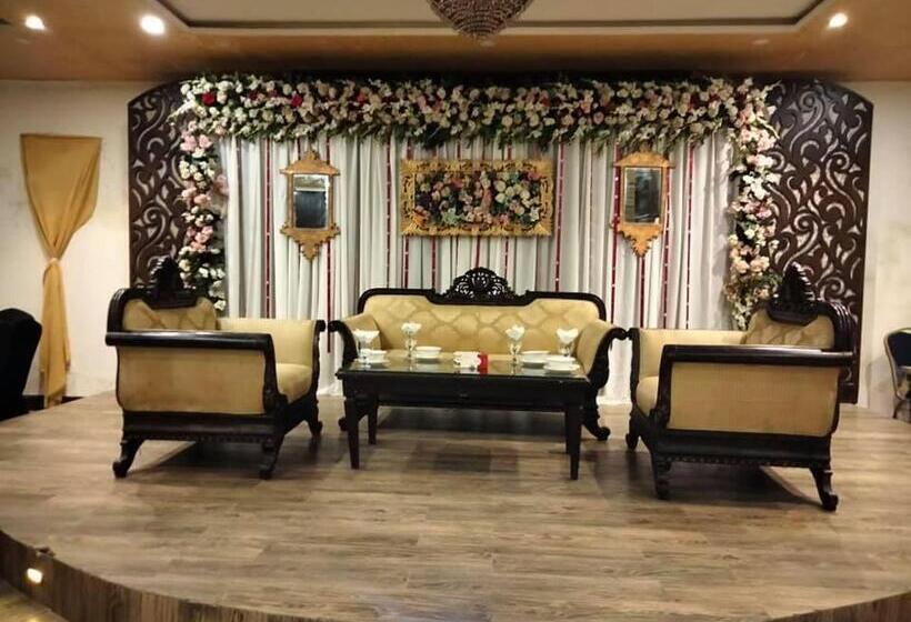 בית מלון כפרי Javson Airport