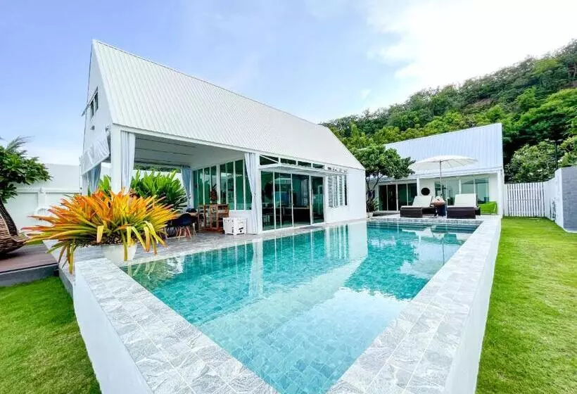 Hotelli One Villa Samaesarn