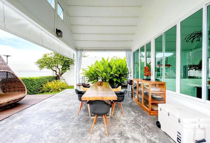 ホテル One Villa Samaesarn