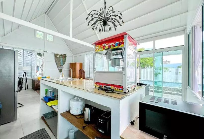 Hotelli One Villa Samaesarn