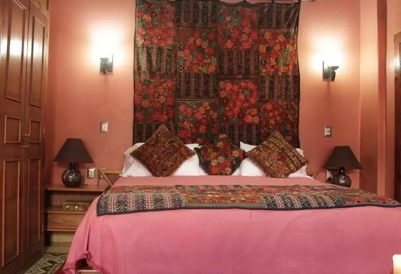 La Casa B & B