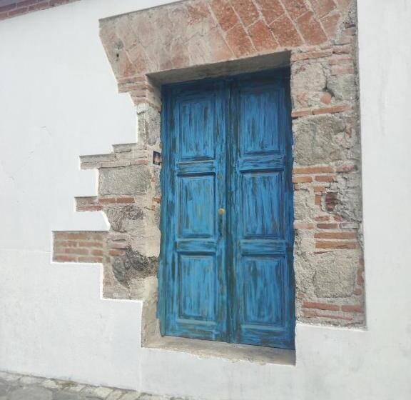 پانسیون Blue Moon Hostel