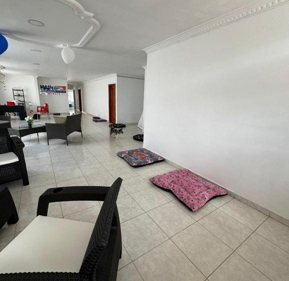 پانسیون Calipso Dive And Pet Center