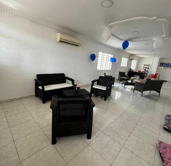 پانسیون Calipso Dive And Pet Center