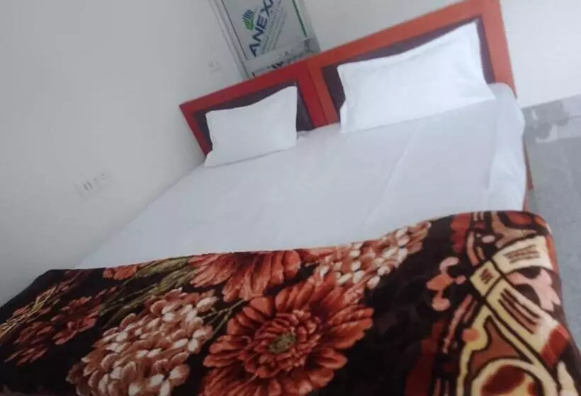 Majatalo Janki Kutir 2 Guest House