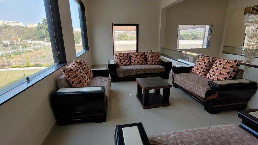 Shri Kailash Mansarovar Hotel And Marriage Garden