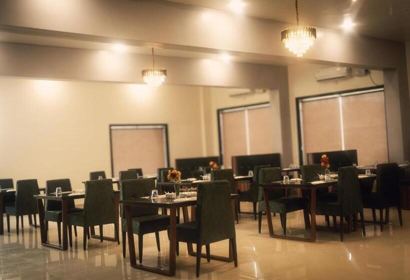 Shri Kailash Mansarovar Hotel And Marriage Garden