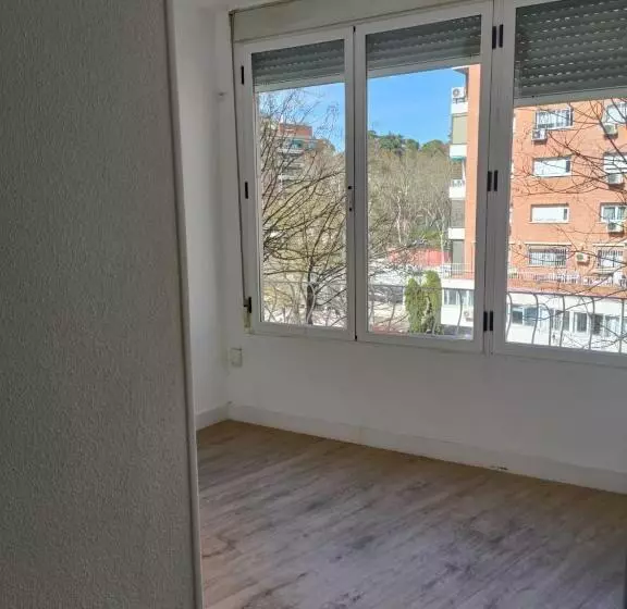 تختخواب و صبحانه Bnb Retiro