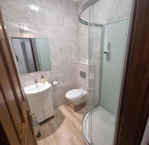 ベッドアンドブレックファースト Credo Panzió