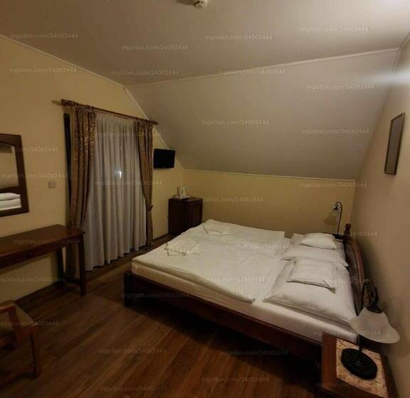 ベッドアンドブレックファースト Credo Panzió