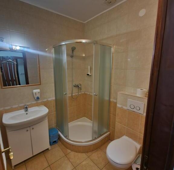 ベッドアンドブレックファースト Credo Panzió