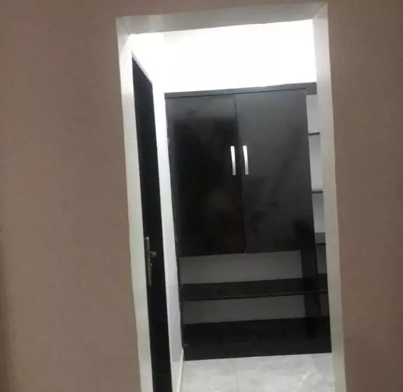 Davizz Hotel And Suites