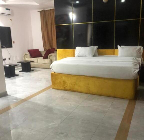 Davizz Hotel And Suites