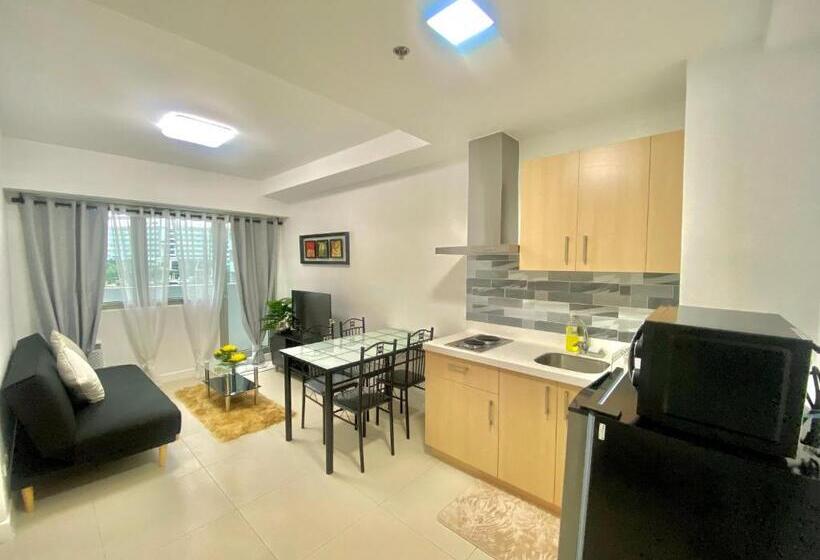 Hotel 1 Br Condo Unit At Commonwealth