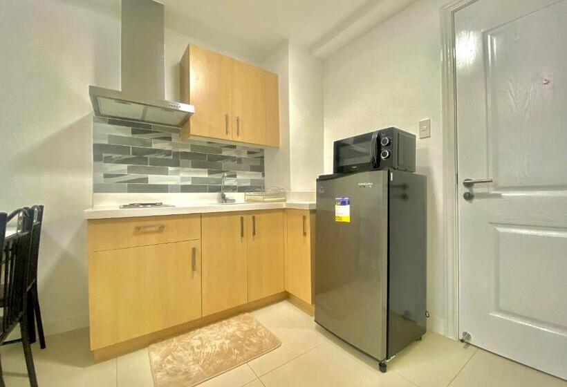 Hotel 1 Br Condo Unit At Commonwealth