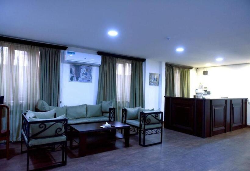 هتل Best Guest House Byurakan