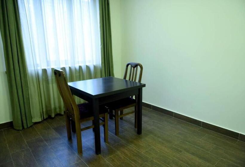 هتل Best Guest House Byurakan