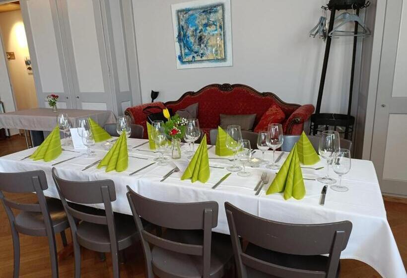 Отель Gasthof Sternen Detligen