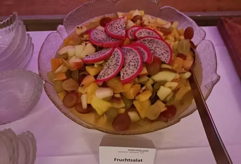 ホテル Gasthof Sternen Detligen