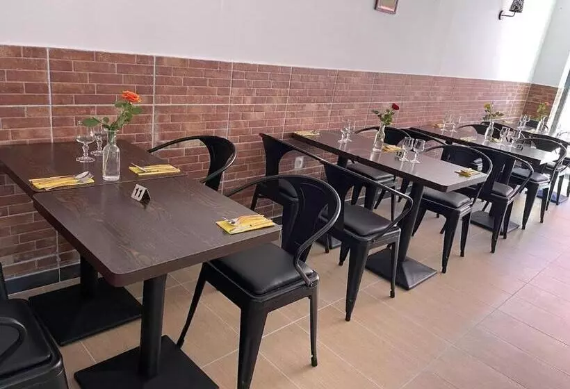 Hotelli & Restaurant Isvara