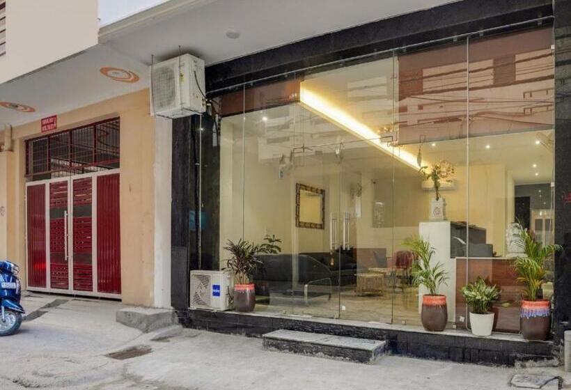 호텔 Ivory Inn New Delhi At Igi Airport