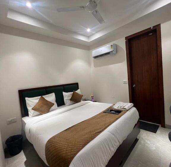 호텔 Ivory Inn New Delhi At Igi Airport