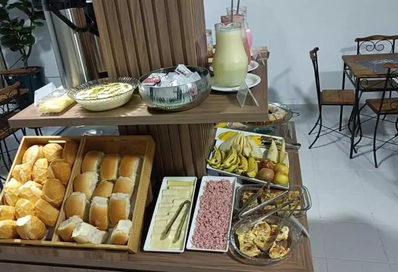 ホテル Let S Go Tour Palace Hotéis