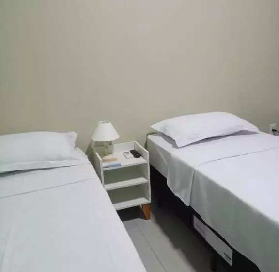 ホテル Let S Go Tour Palace Hotéis