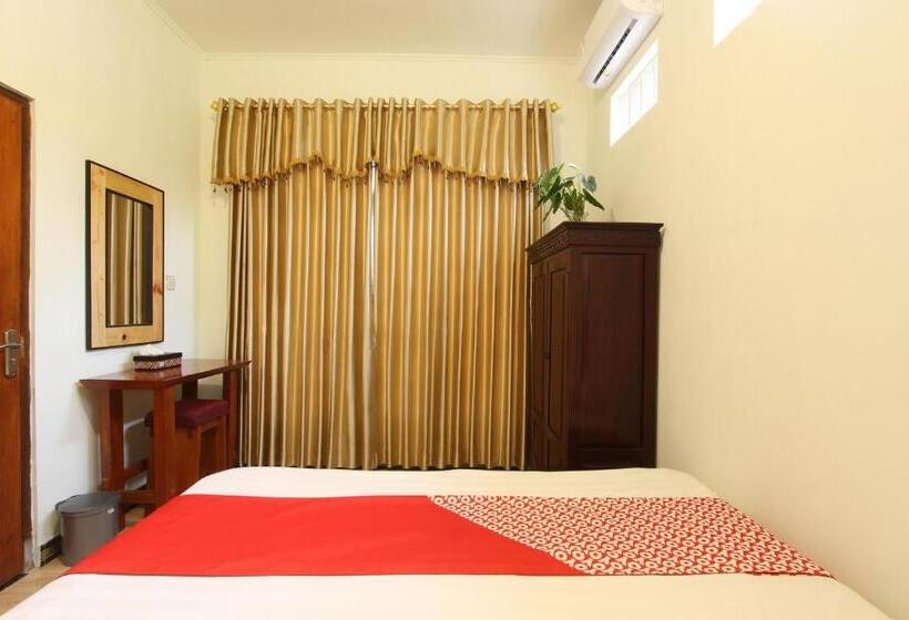 فندق Oyo 93789 Mbah Carik Homestay