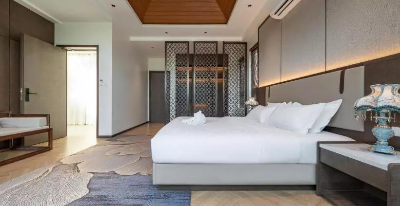 هتل Sun Diego Resort Pool Villa